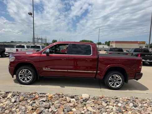Used 2023 RAM 1500 Limited AWD/4WD image 4