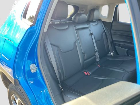 Used 2022 Jeep Compass Trailhawk AWD/4WD image 24