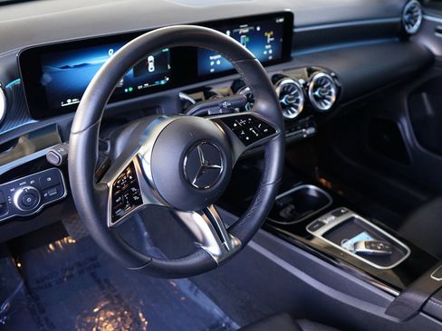 Used 2025 Mercedes-Benz CLA 250 CLA250 w/ Exclusive Package image 10