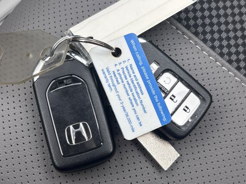 Used 2021 Honda Civic EX-L image 32