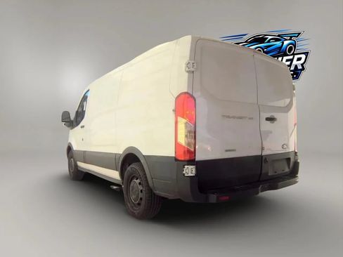 Used 2017 Ford Transit 150 130 Low Roof RWD image 3