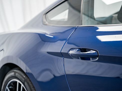 Certified 2019 Ford Mustang Coupe image 13