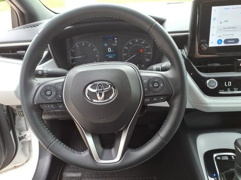 Used 2023 Toyota Corolla SE FWD image 17