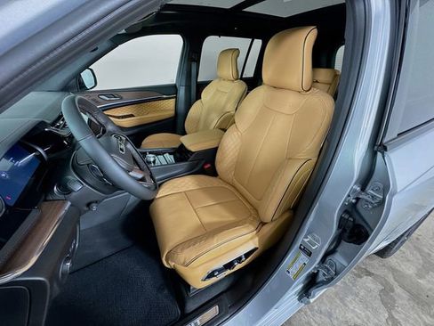 New 2025 Jeep Grand Cherokee Summit w/ Obsidian Package image 25