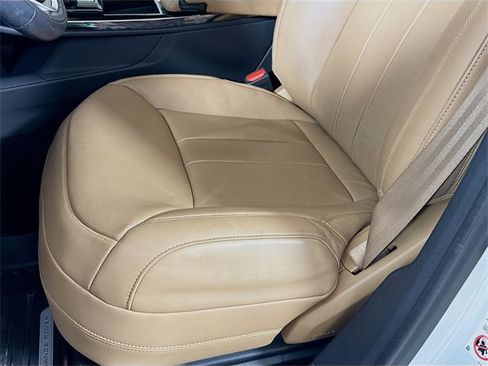 Used 2024 Land Rover Range Rover Sport SE image 22