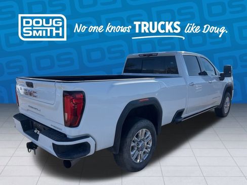 Used 2022 GMC Sierra 3500 Denali w/ Denali Ultimate Package image 5