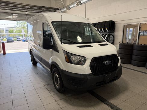 Used 2023 Ford Transit 250 Medium Roof RWD image 1