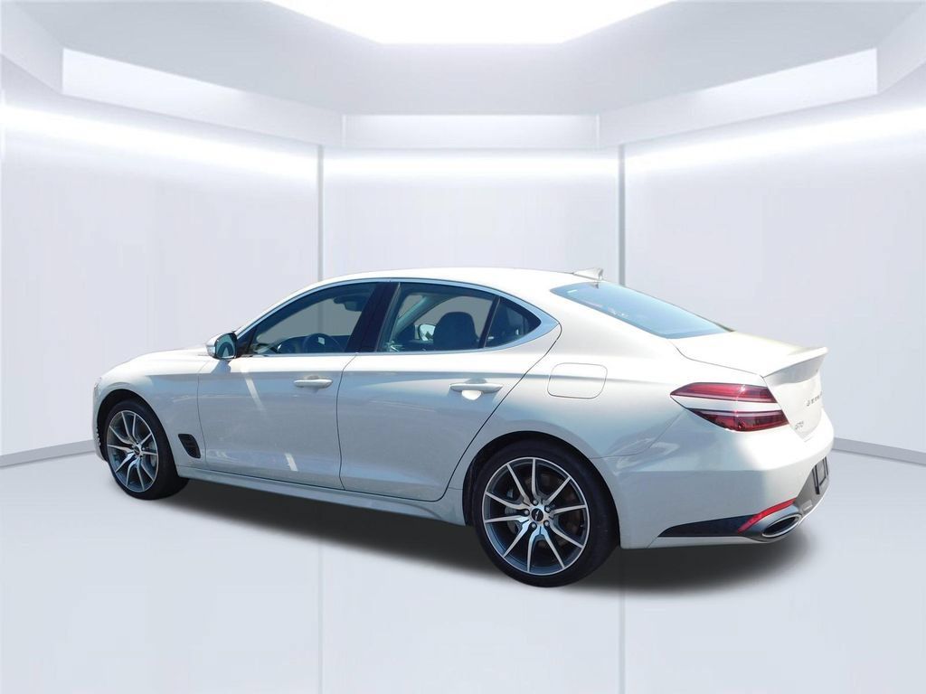 Used 2025 Genesis G70 2.5T AWD/4WD image 5