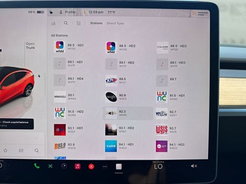 Used 2023 Tesla Model Y Long Range image 18