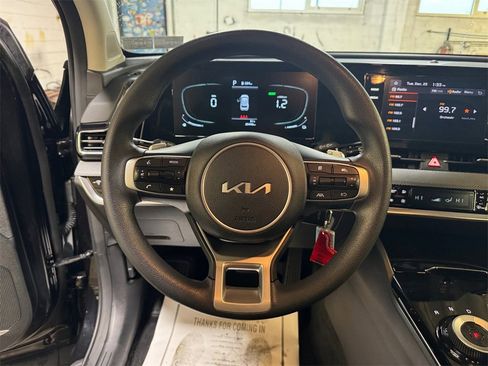 Certified 2023 Kia Sportage LX image 15