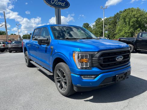 Used 2021 Ford F150 XLT w/ Equipment Group 302A High AWD/4WD image 4