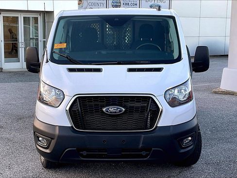 Used 2024 Ford Transit 250 Low Roof w/ Exterior Upgrade Package RWD image 2
