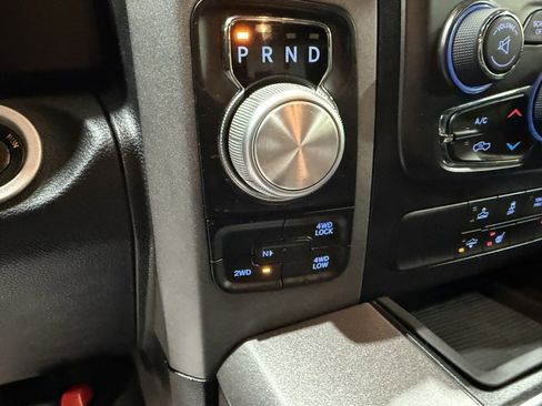 Used 2018 RAM 1500 Rebel w/ Luxury Group image 10