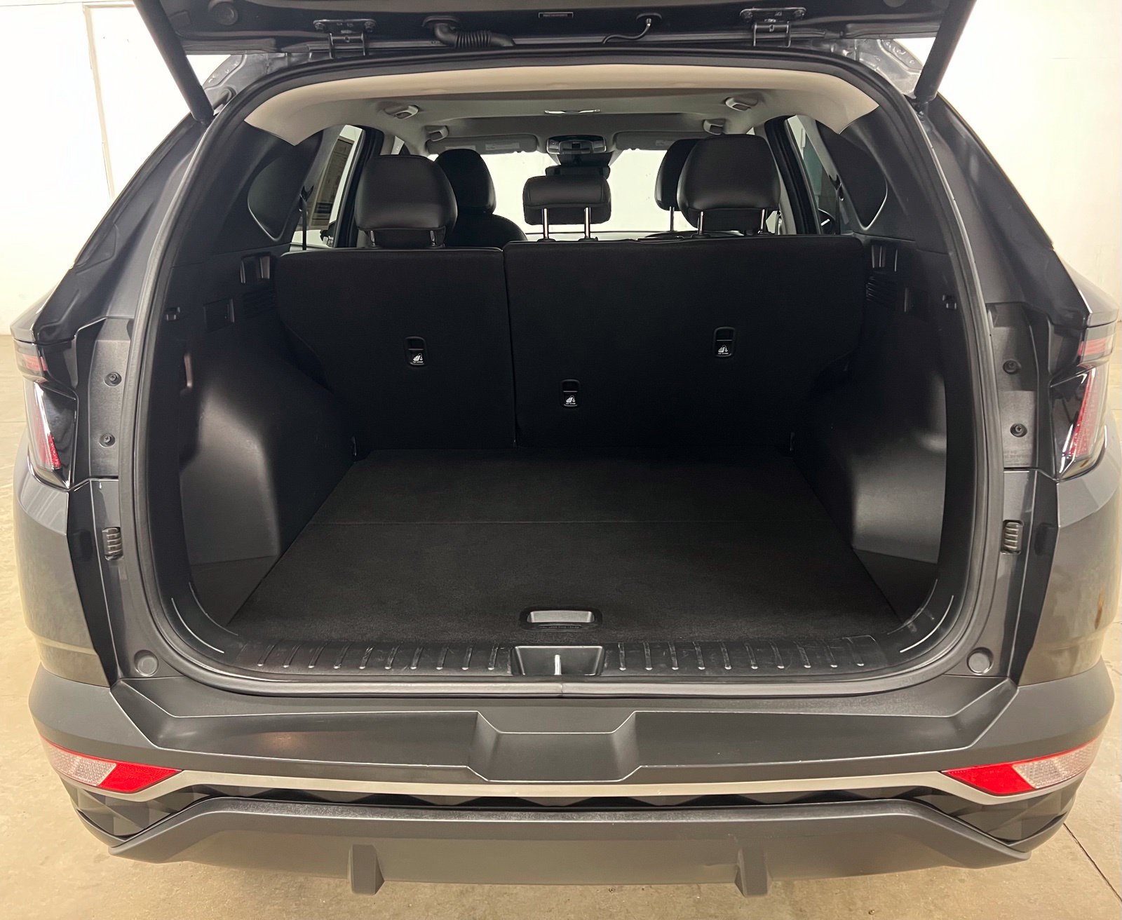 Certified 2023 Hyundai Tucson SEL w/ Convenience Package FWD image 26