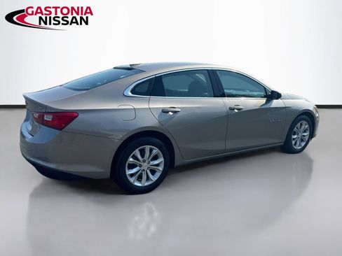 Used 2024 Chevrolet Malibu LT FWD image 9