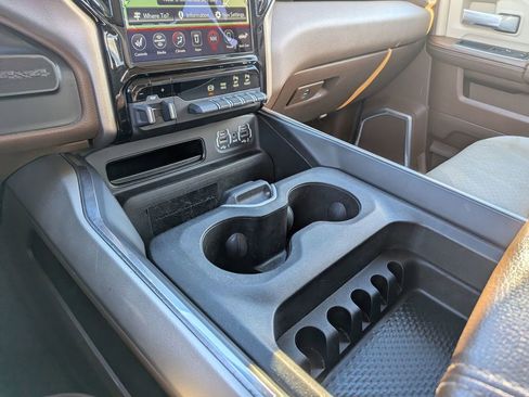 Used 2020 RAM 2500 Laramie image 24