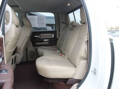 Used 2017 RAM 1500 Laramie w/ Convenience Group AWD/4WD image 15