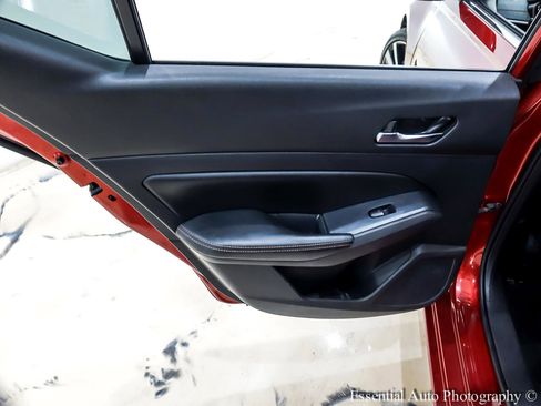 Used 2019 Nissan Altima 2.5 SR w/ SR Premium Package image 26