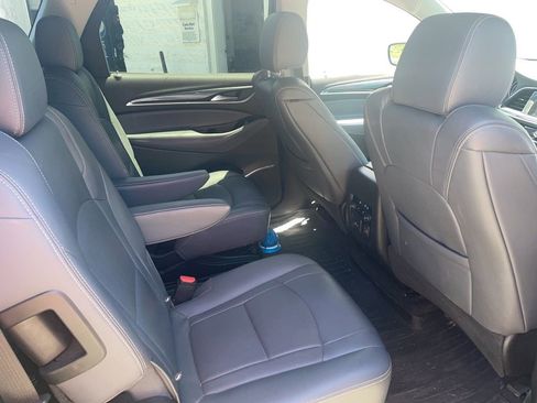 Used 2021 Buick Enclave Essence w/ Sport Touring Edition AWD/4WD image 5