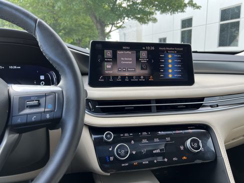 Used 2024 INFINITI QX60 Luxe FWD image 31