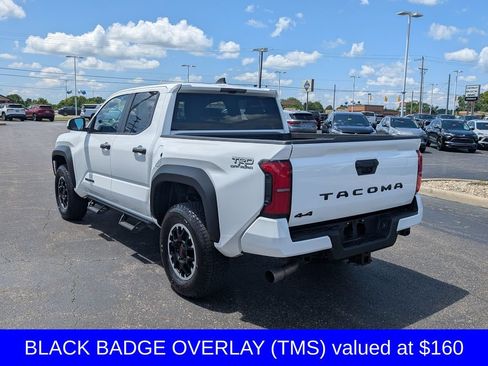 Used 2025 Toyota Tacoma TRD Off-Road AWD/4WD image 6