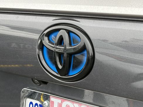 Used 2024 Toyota RAV4 XSE w/ Weather Package AWD/4WD image 4