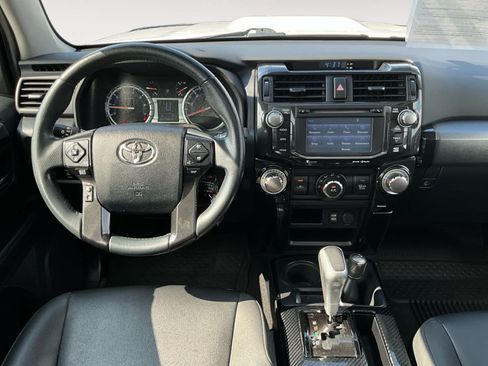 Used 2019 Toyota 4Runner TRD Off-Road Premium AWD/4WD image 10