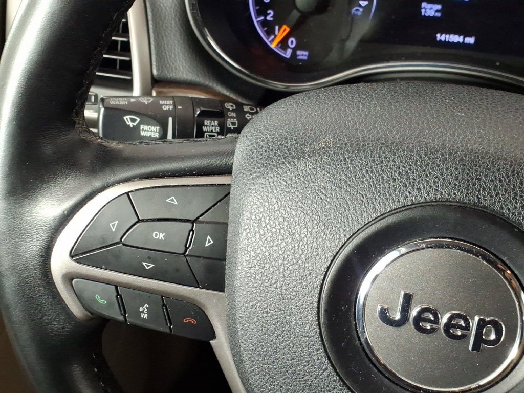 Used 2018 Jeep Grand Cherokee Limited AWD/4WD image 22