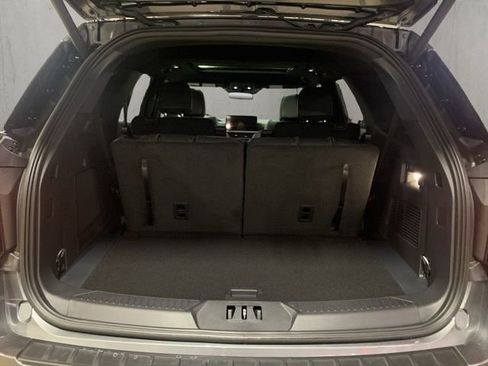 New 2026 Ford Explorer ST-Line w/ ST-Line Street Pack AWD/4WD image 13