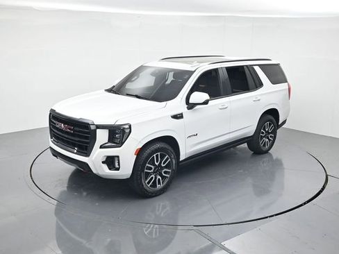 Used 2023 GMC Yukon AT4 w/ Technology Package AWD/4WD image 44