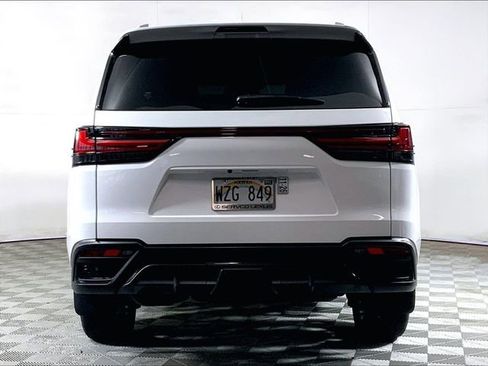 Used 2024 Lexus LX 600 F Sport image 8