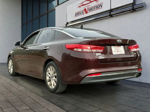 Used 2018 Kia Optima EX w/ Premium Package image 6
