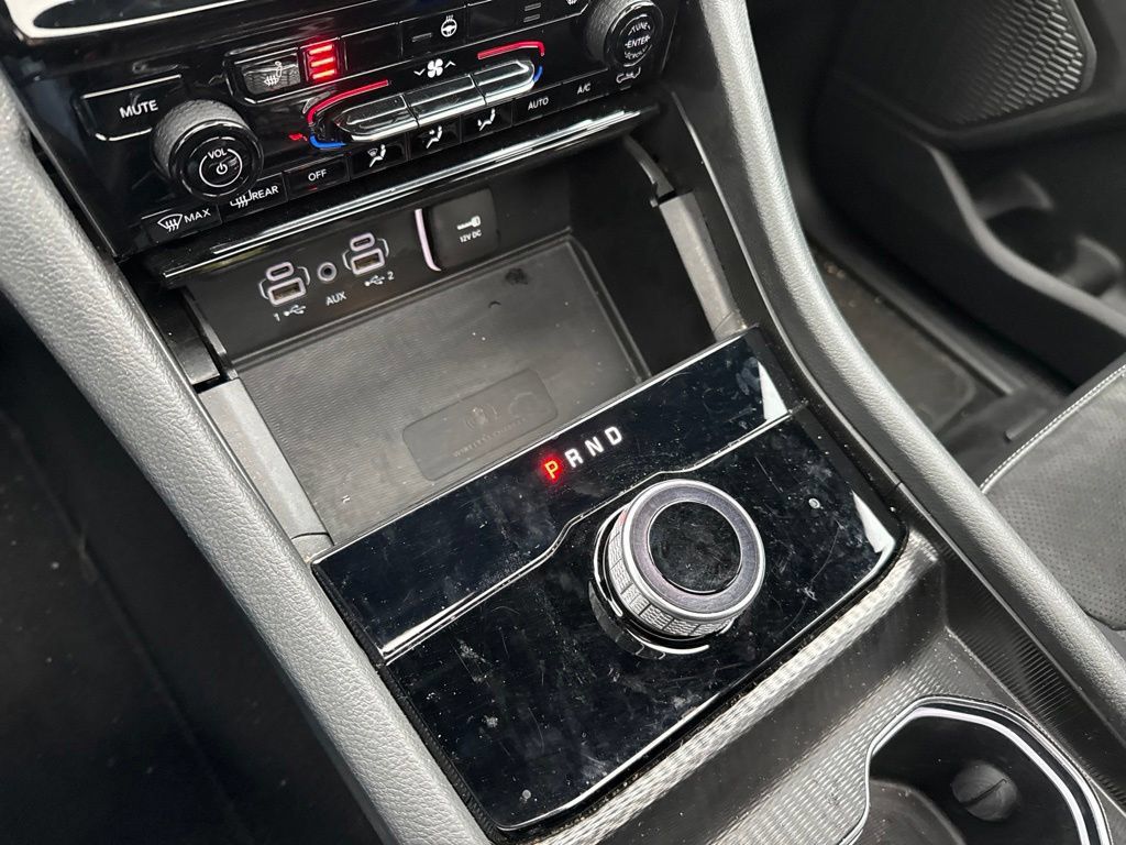 Used 2024 Jeep Grand Cherokee Altitude AWD/4WD image 18