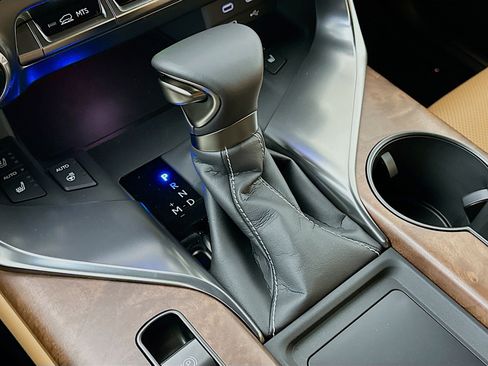 New 2026 Lexus LX 600 4WD w/ Luxury Package image 17