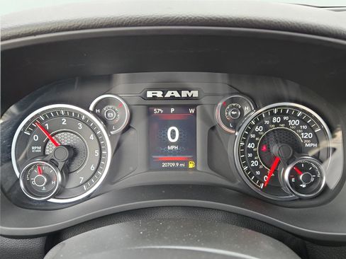 Used 2024 RAM 2500 Big Horn w/ Bed Utility Group image 25