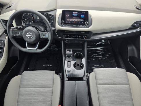 Used 2023 Nissan Rogue SV image 15