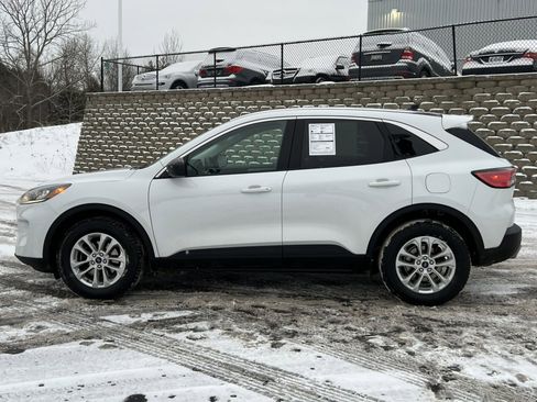 Certified 2022 Ford Escape SE w/ Convenience Package image 40