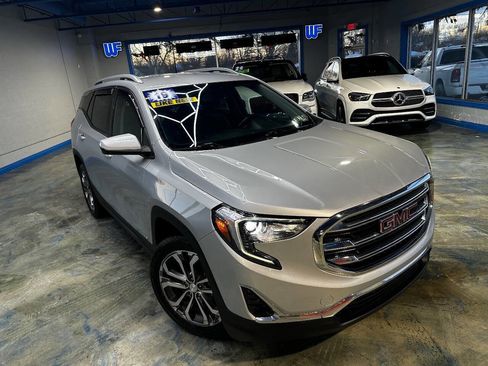Used 2019 GMC Terrain SLT image 4