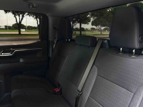 Used 2025 Chevrolet Silverado 1500 LT AWD/4WD image 18