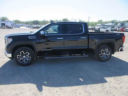 New 2026 GMC Sierra 1500 SLT w/ SLT Premium Package AWD/4WD image 10