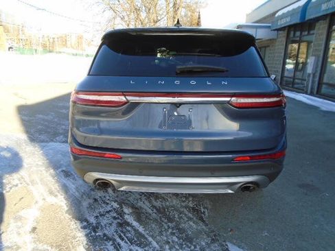 Used 2022 Lincoln Corsair AWD w/ Premium Package image 5