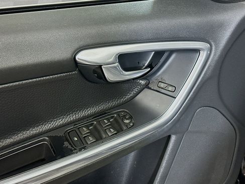 Used 2013 Volvo S60 T5 image 15