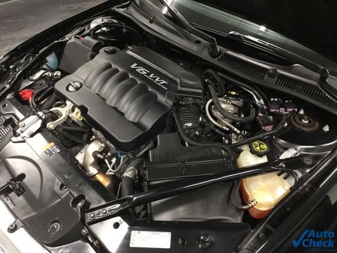 Used 2014 Chevrolet Impala LT w/ LT Sunroof Package image 42