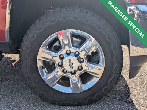 Used 2019 Chevrolet Silverado 2500 LTZ w/ Duramax Plus Package image 12