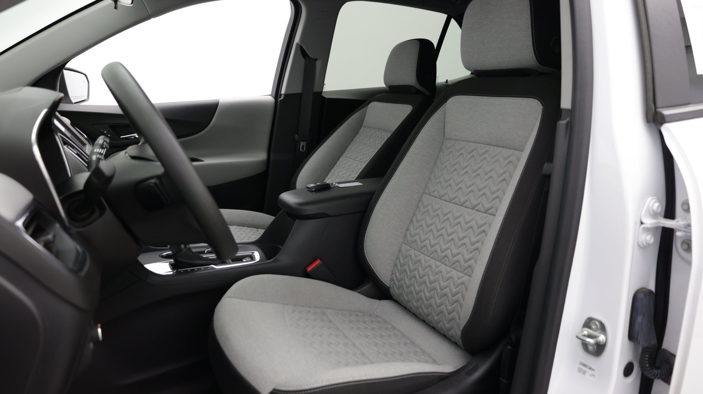 Used 2023 Chevrolet Equinox LS FWD image 15