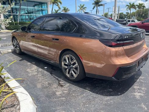Used 2024 BMW i7 M70 AWD/4WD image 10