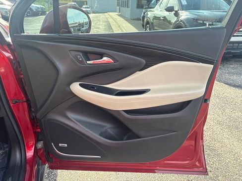 Used 2019 Buick Envision Premium AWD/4WD image 37