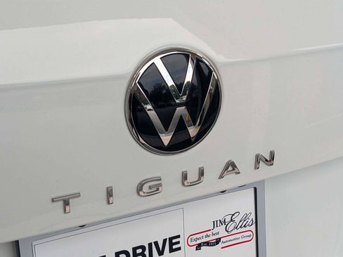 Used 2024 Volkswagen Tiguan S FWD image 9