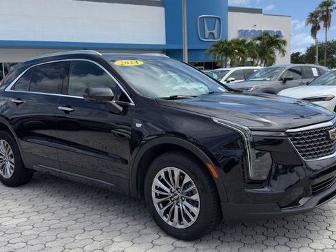Used 2024 Cadillac XT4 Premium Luxury FWD image 13