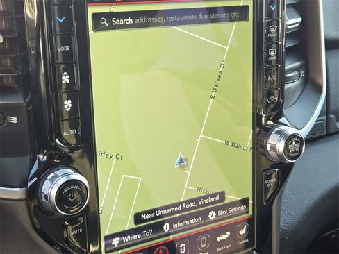 Used 2020 RAM 2500 Big Horn w/ Level 2 Equipment Group image 16